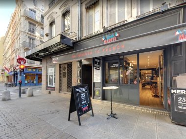devanture vitrine entree king marcel lyon rue merciere