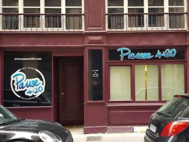 devanture salon the boutique cbd pause 420 lyon