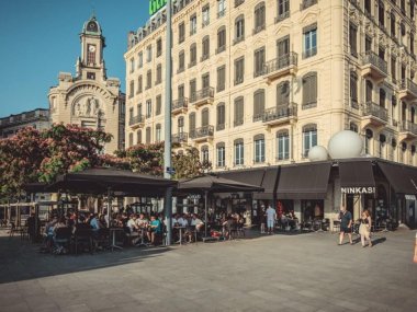 grande terrasse brasserie ninkasi place antonin jutard la guillotiere lyon