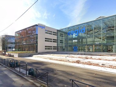 bureaux de verre cegid a lyon depuis exterieur