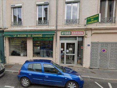 vitrine de la maison du chanvre lyon