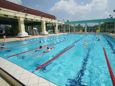 couloirs nage piscine centre aquatique aquavert francheville