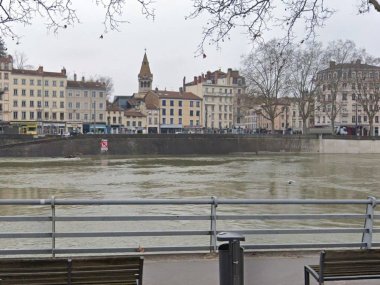 embarcadere vaporetto lyon vaise