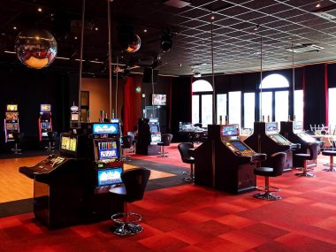 la salle des machines du casino le lion blanc a saint galmier