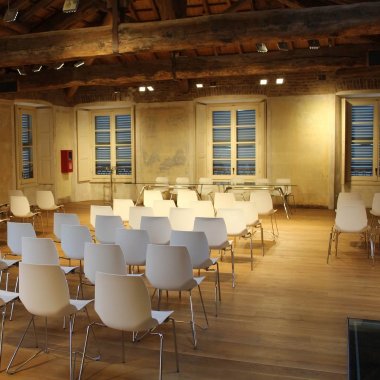 salle de formation professionnelle vide