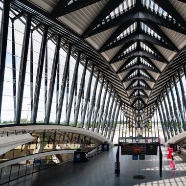 aeroport saint exupery lyon