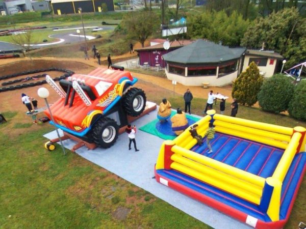 jeux gonflables centre loisirs karting evasion bully
