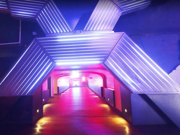 entree discotheque titan monts or lyonnais