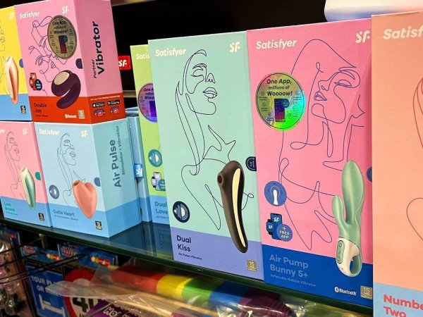 rayon vibromasseurs chez cesar love shop a lyon