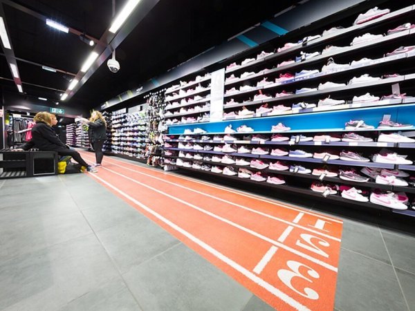 chaussures running pour femmes au go sport centre commercial carre de soie a vaulx en velin