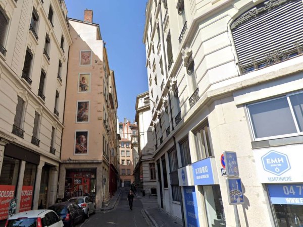 fresque tony tollet depuis quai saint vincent lyon 1