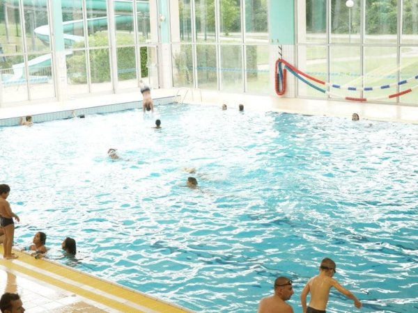 piscine interieure chauffee parc aquavert francheville