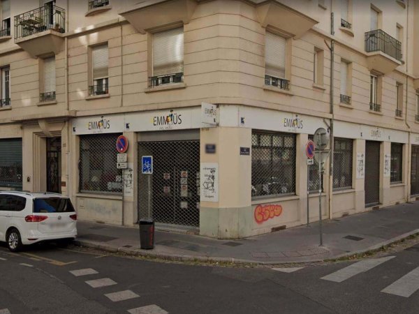 devanture angle depot vente emmaus lyon crequi