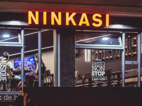 vitrine restaurant brasserie artisanale ninkasi sans souci lyon