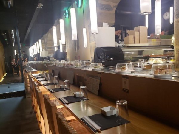 plateau tournant restaurant japonais sushi matsuri lyon presqu ile