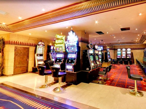 les machines a sous du grand casino le pharaon a lyon