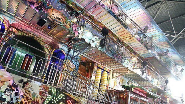 maison du rire a la fete foraine hiver europarc lyon chassieu