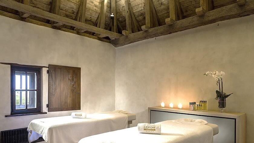 salle massage spa hotel de bagnols