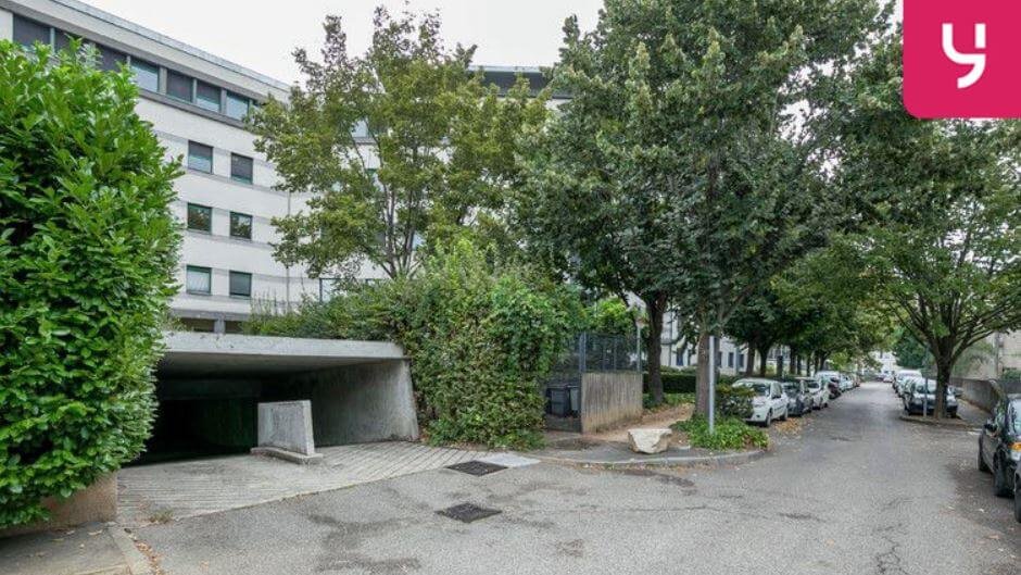 location place parking au mois a lyon 9 gare de vaise