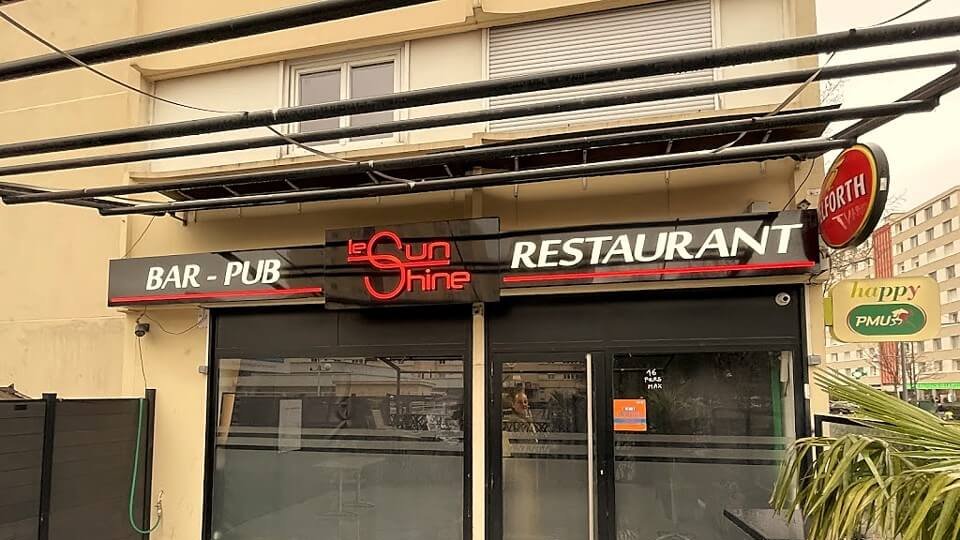 devanture du bar restaurant le sunshine a villeurbanne