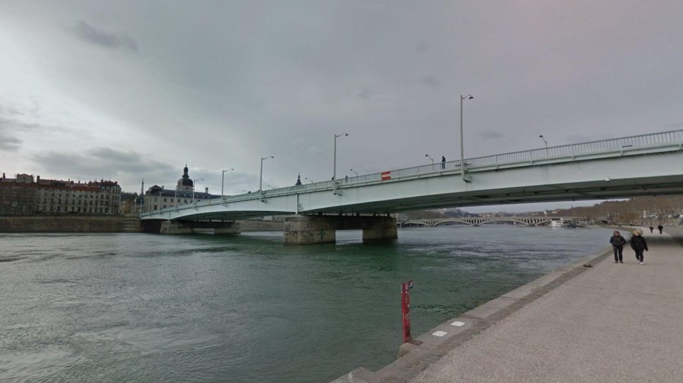 vue ensemble pont de la guillotiere lyon