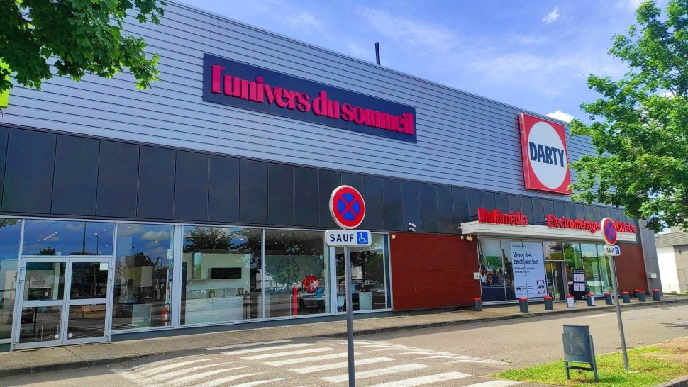 boutique l univers du sommeil a cote darty a saint priest
