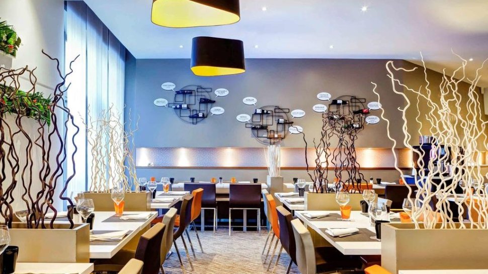 novotel lyon gerland musee des confluences restaurant