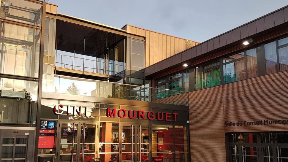 entree cine mourguet cinema sainte foy les lyons