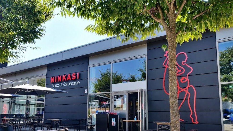 terrasse brasserie restaurant burgers ninkasi villefranche sur saone