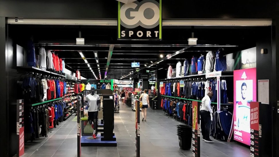 entree du magasin go sport la part dieu dans le centre commercial westfield