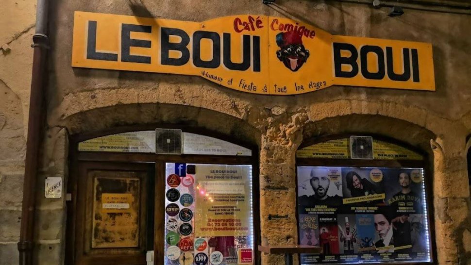 vitrine cafe theatre comique le boui boui lyon 5