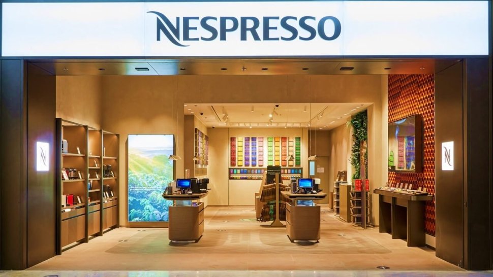 facade nespresso lyon part dieu depuis gallerie marchande