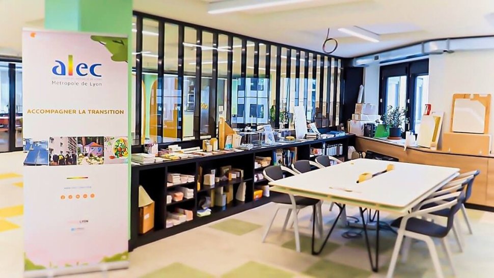 interieur des locaux de l alec de lyon