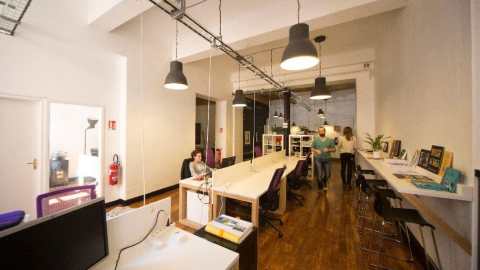 stations de bureau ecoworking lyon