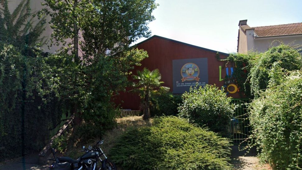 entree cafe theatre lulu sur la colline lyon 7