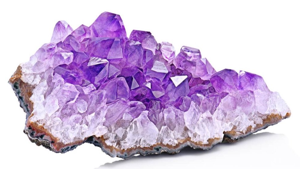 planete cristal mineraux rares lyon