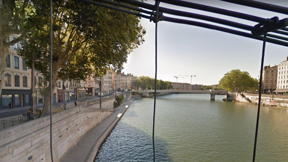 embarcadere vaporetto lyon saint paul