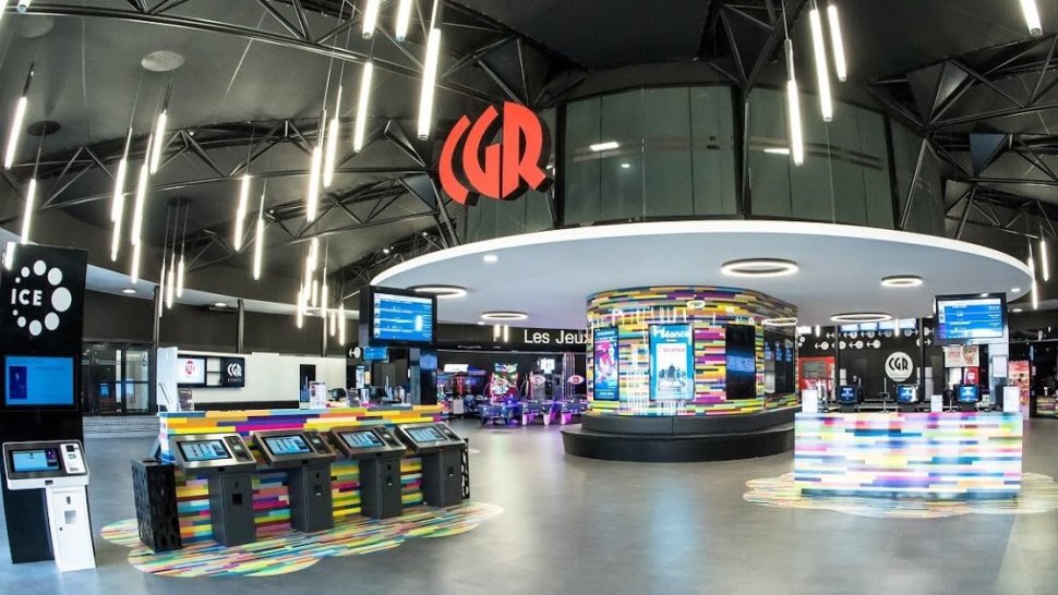 hall accueil mega cgr lyon brignais