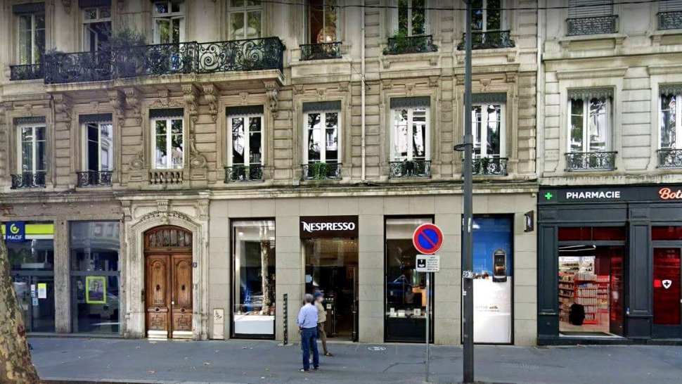 facade nespresso avenue marechal saxe lyon 6