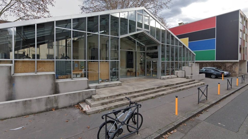entree de institut art contemporain de lyon