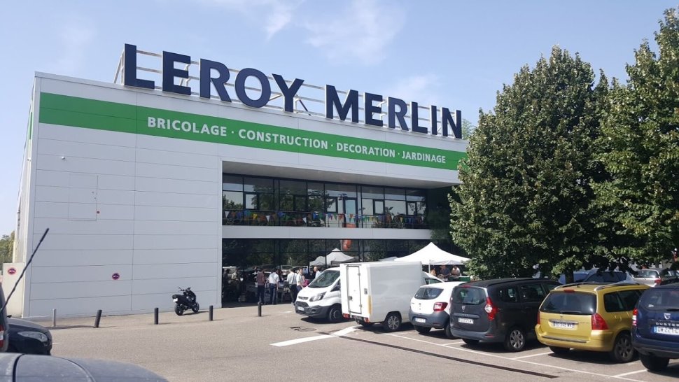 entree leroy merlin tassin la demi lune