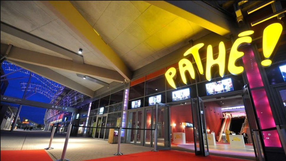 entree cinema pathe carre soie lyon