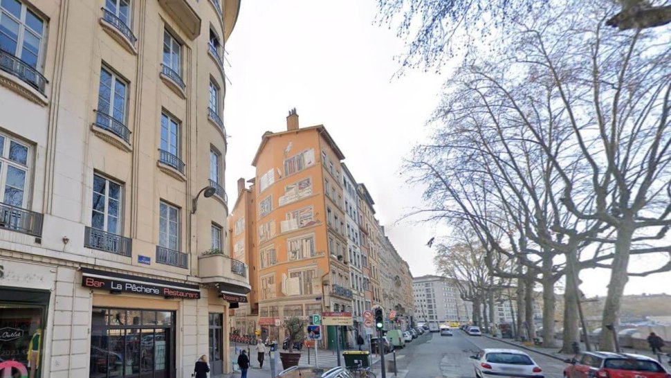 freque bibliothque de la cite vue depuis quai des bouquinistes lyon 2