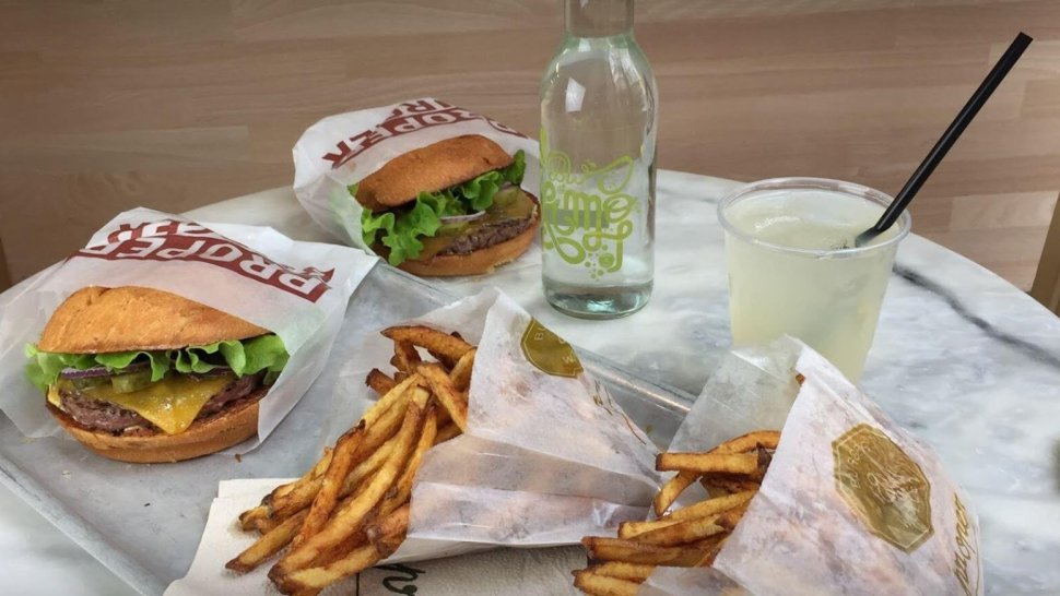 burgers frites maison restaurant bennie organic lyon