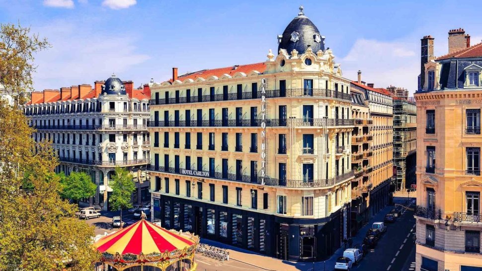 hotel carlton lyon