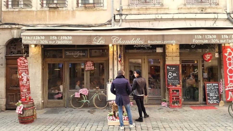 devanture bouchon lyonnais les chandelles