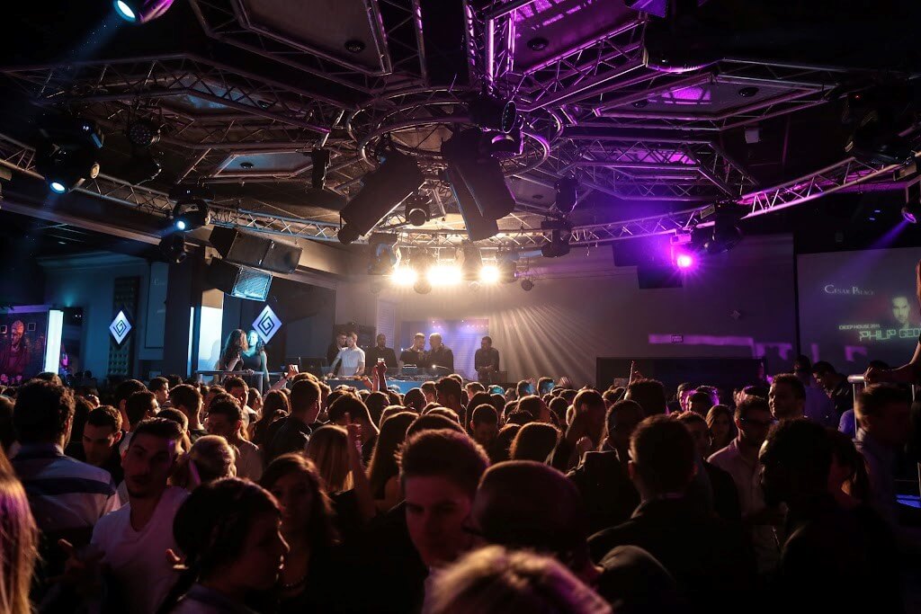 César Palace (mars 2024) Horaires Infos & avis Toolyon