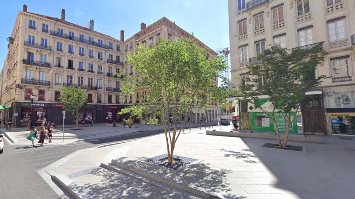 vue ensemble place saint nizier lyon