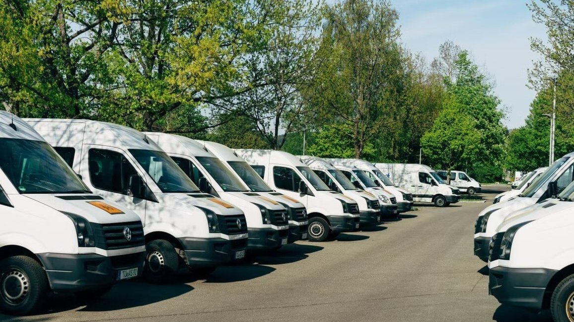 parc de vehicules utilitaires une agence de location a lyon