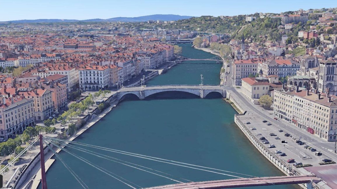 vue aerienne sur la structure du pont bonaparte a lyon